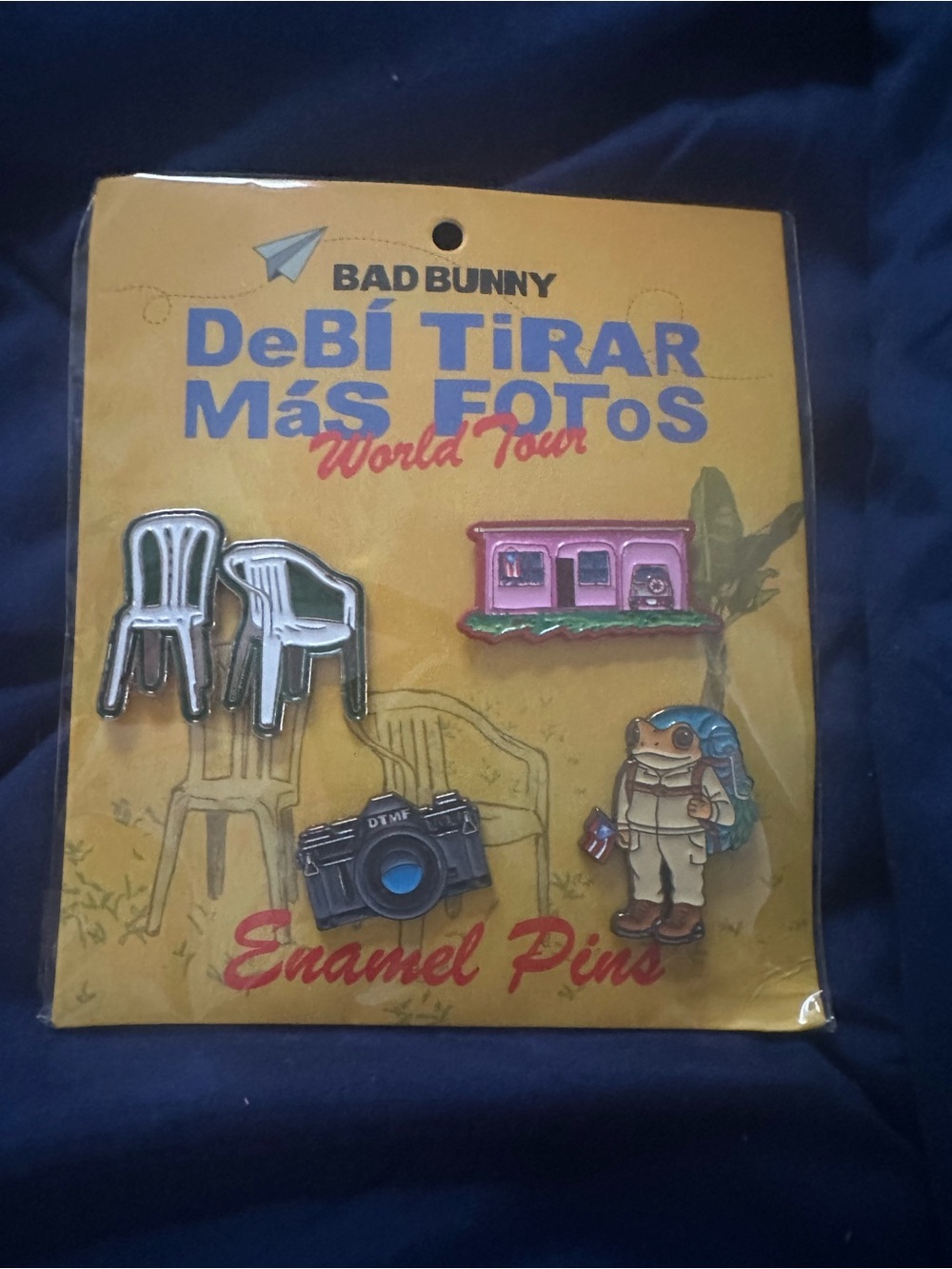 Bad Bunny DeBí Tirar Más Fotos World Tour Enamel Pin Set - Yellow/Multicolor